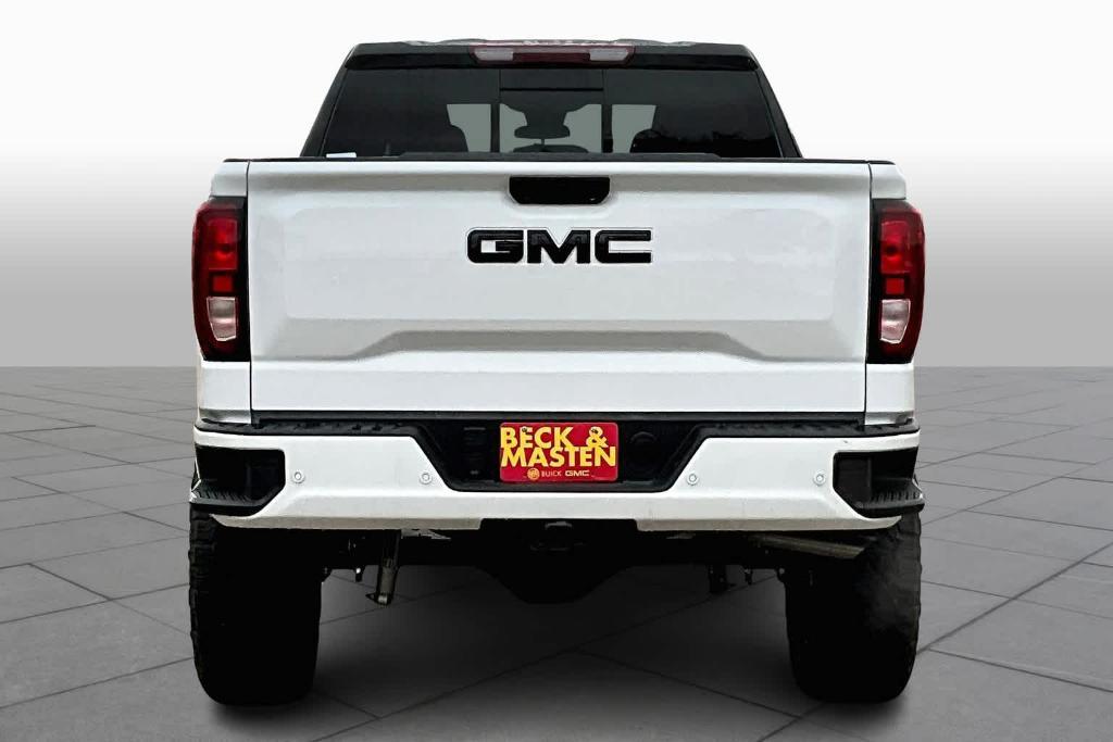 new 2024 GMC Sierra 1500 car, priced at $69,663