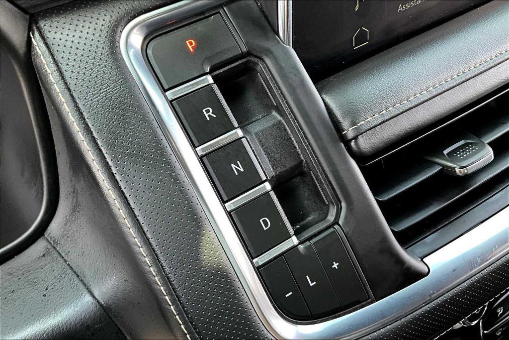 used 2023 GMC Yukon car, priced at $50,484