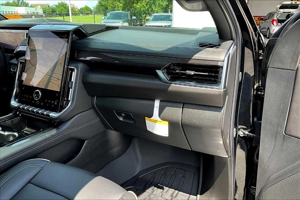 used 2025 GMC Yukon XL car, priced at $75,791
