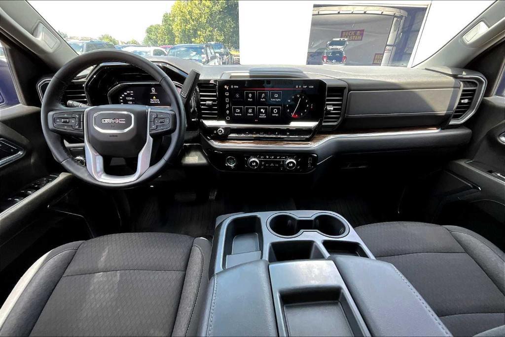 used 2024 GMC Sierra 1500 car, priced at $45,887