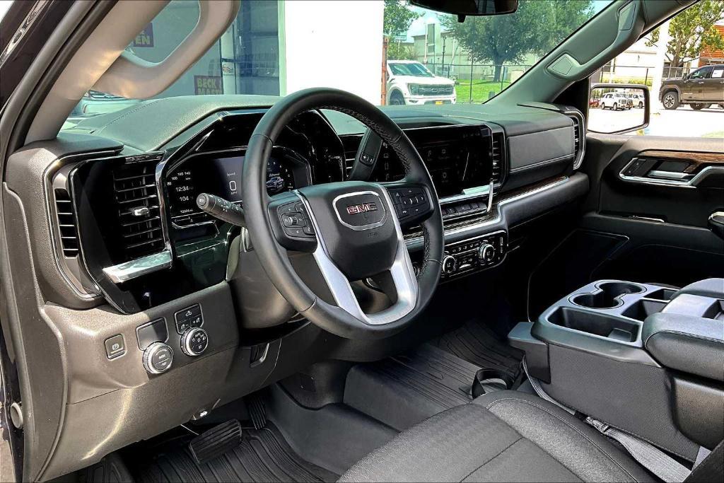 used 2024 GMC Sierra 1500 car, priced at $45,887