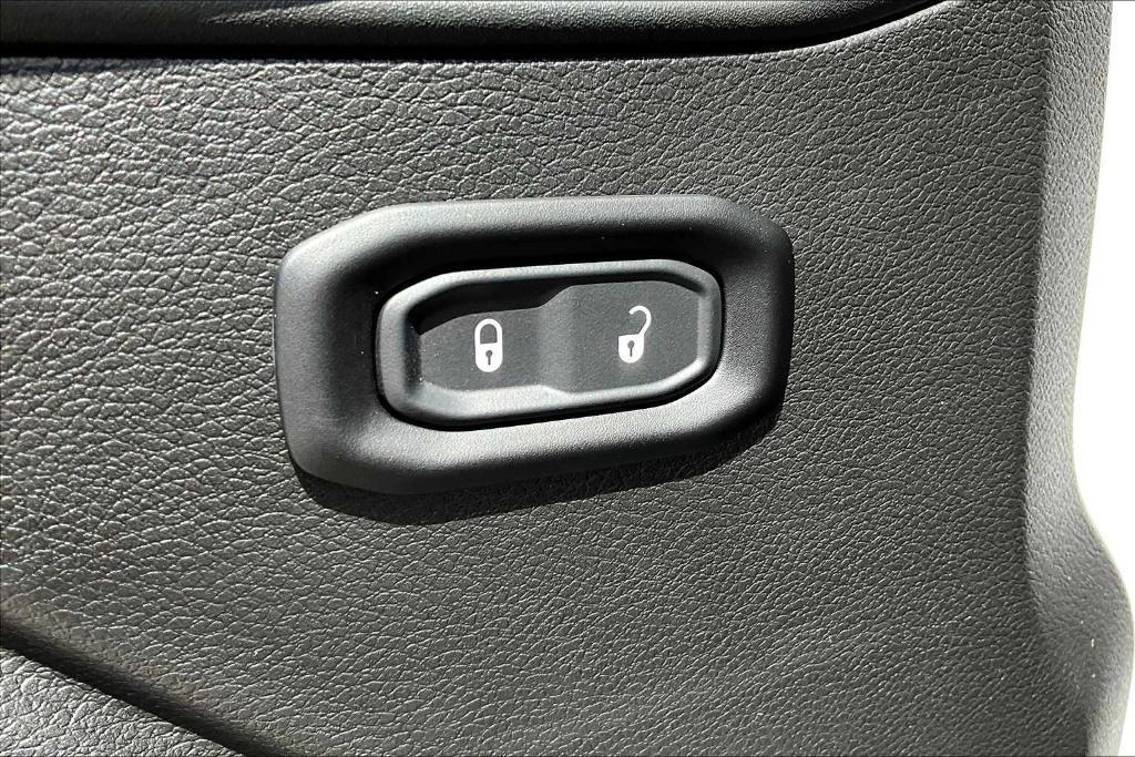 used 2025 Jeep Wrangler car, priced at $32,997