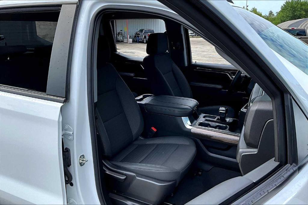 used 2024 Chevrolet Silverado 1500 car, priced at $43,036