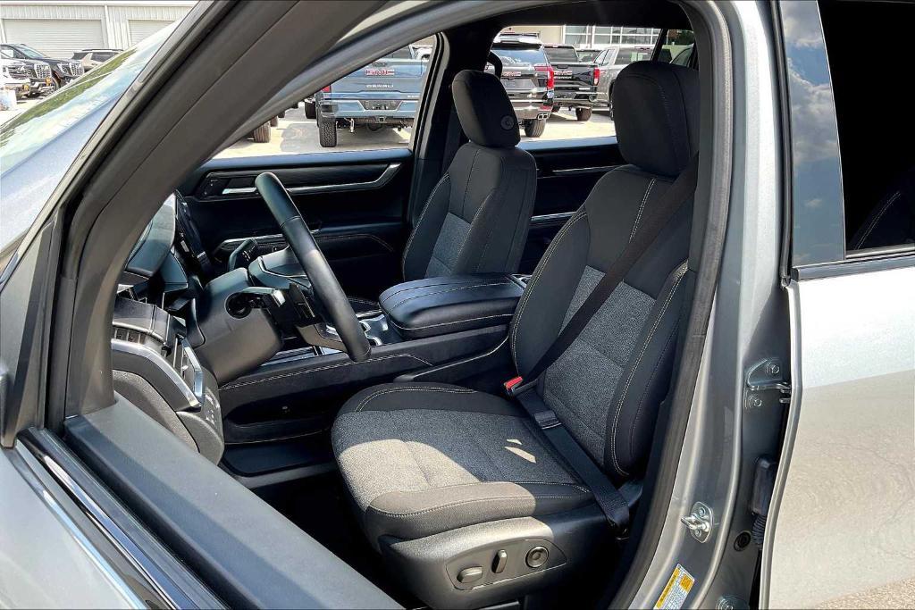 used 2025 GMC Acadia car, priced at $39,787