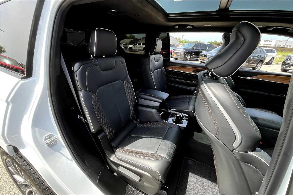 used 2025 Jeep Grand Cherokee L car, priced at $57,138