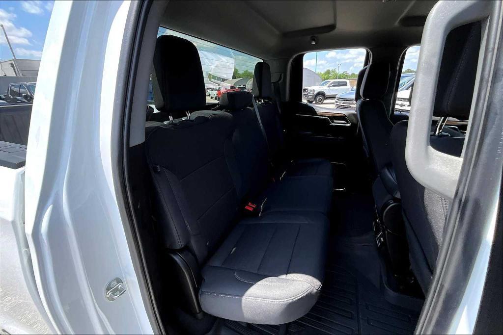 used 2023 GMC Sierra 1500 car, priced at $38,674
