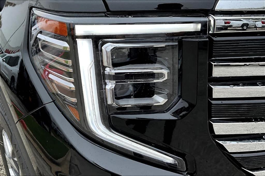 new 2025 GMC Sierra 1500 car, priced at $57,192