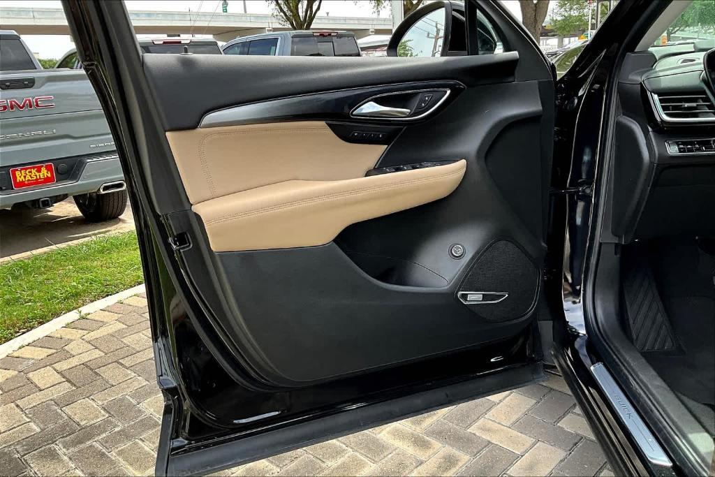 new 2025 Buick Envision car, priced at $41,235