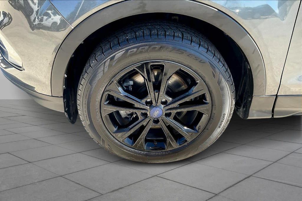 used 2018 Ford Escape car, priced at $9,997