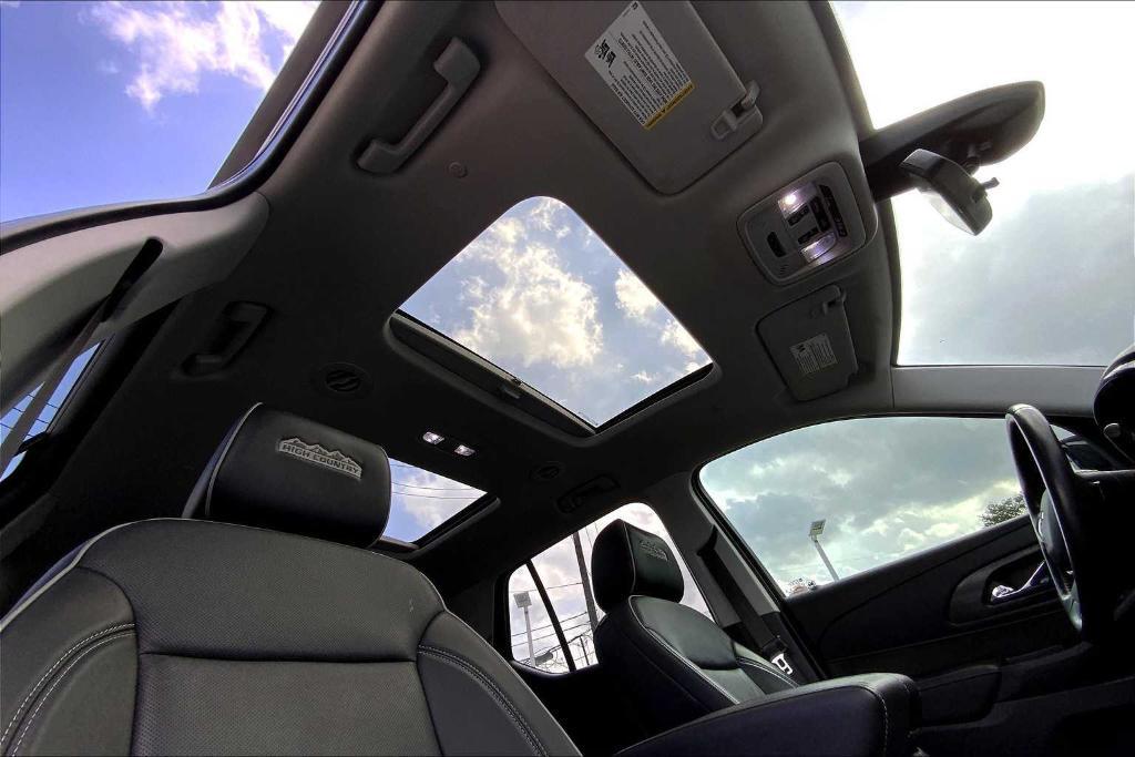 used 2020 Chevrolet Traverse car, priced at $29,849