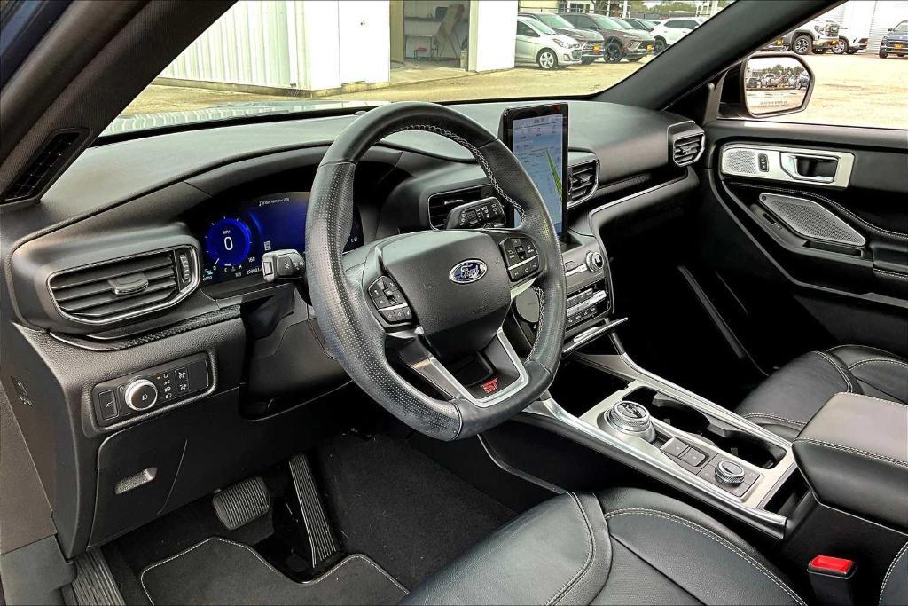 used 2020 Ford Explorer car, priced at $35,376