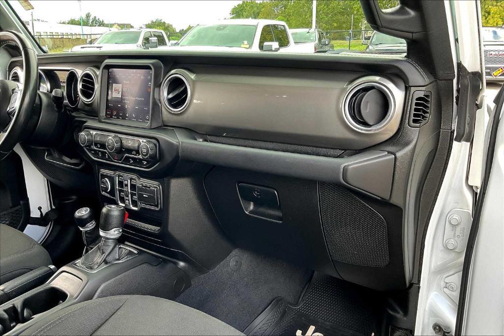 used 2020 Jeep Wrangler Unlimited car, priced at $28,151