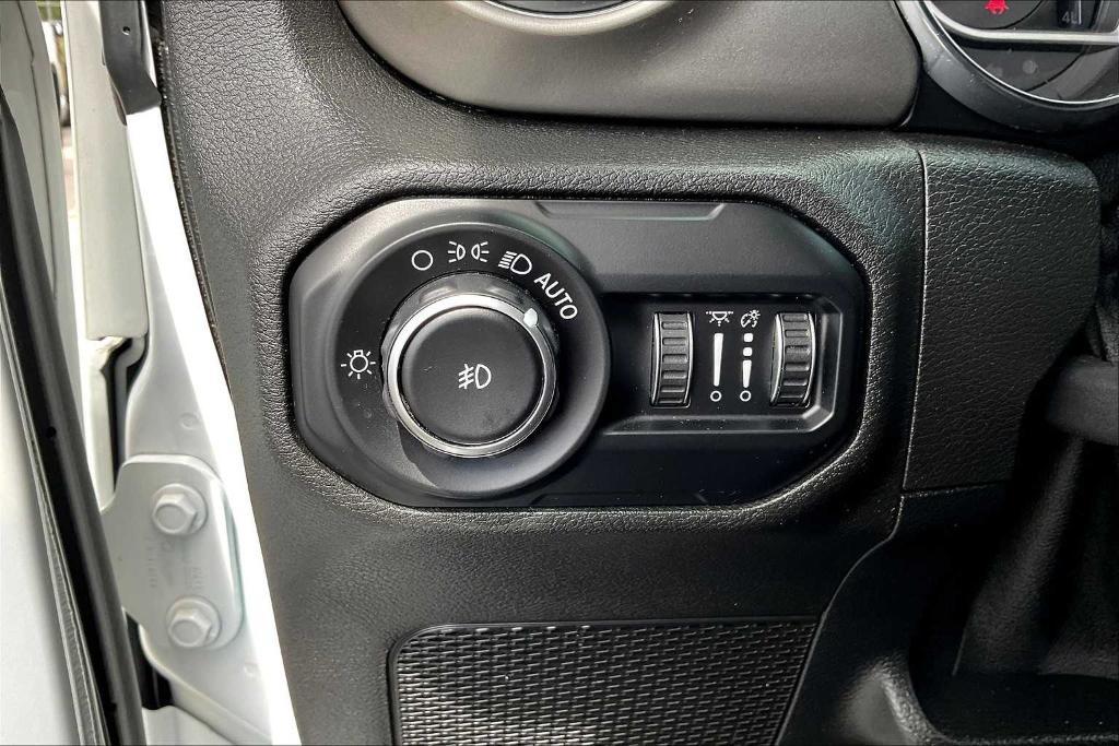 used 2020 Jeep Wrangler Unlimited car, priced at $28,151