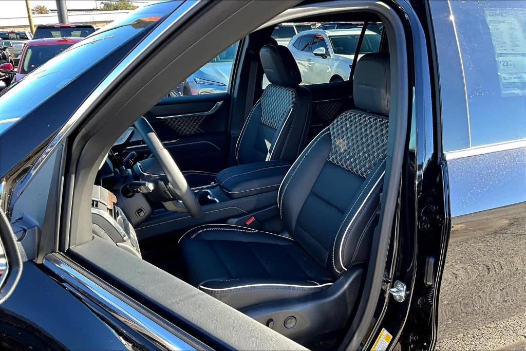 new 2025 GMC Acadia car, priced at $63,185
