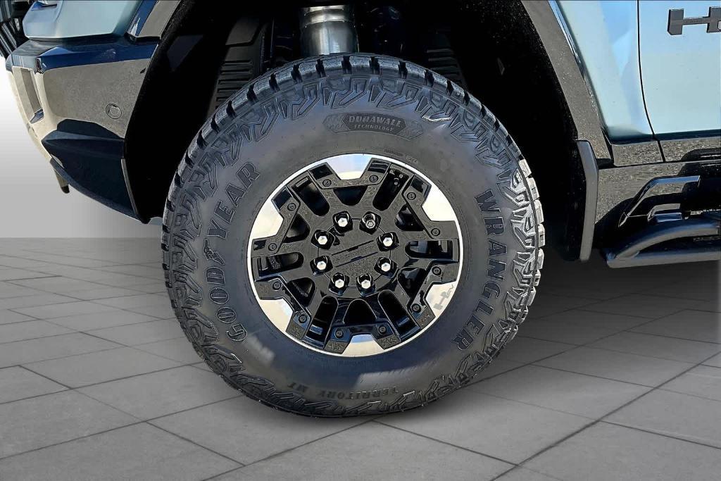 new 2024 GMC HUMMER EV SUV car, priced at $139,770