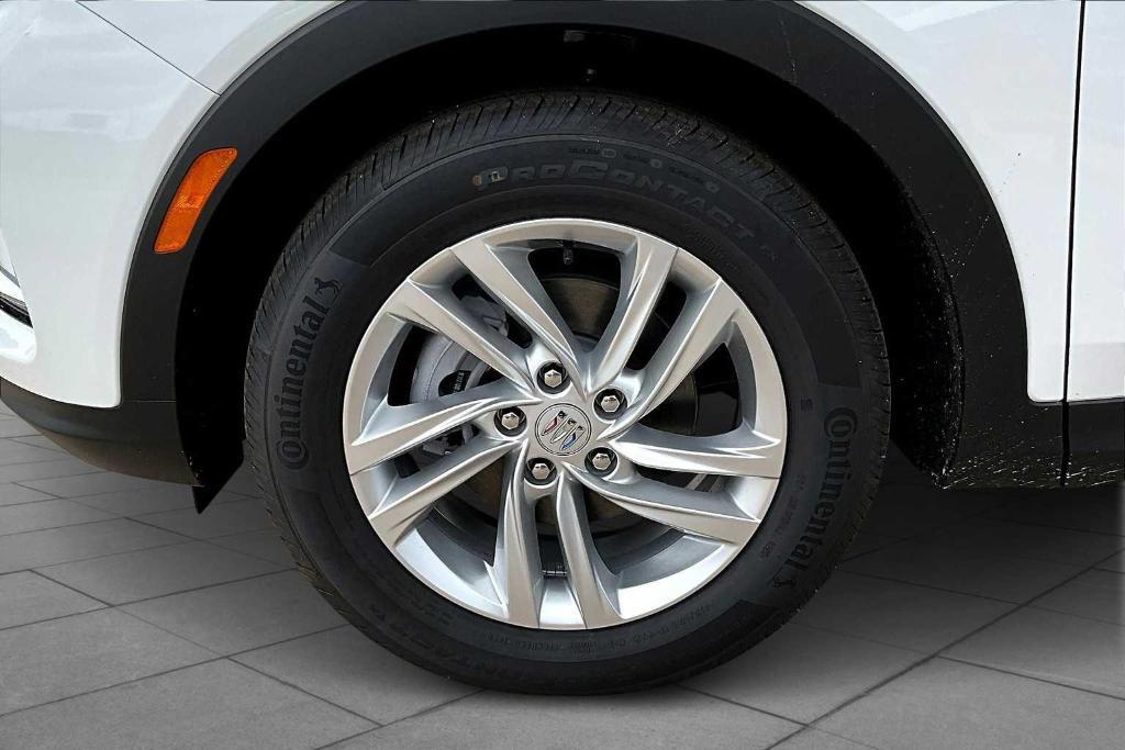 new 2025 Buick Envista car, priced at $26,385