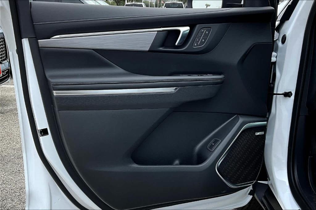 new 2025 Buick Enclave car, priced at $47,505