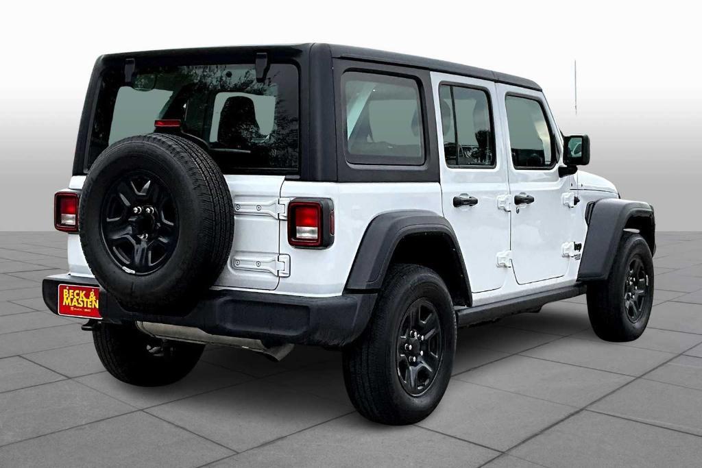 used 2021 Jeep Wrangler Unlimited car, priced at $28,997