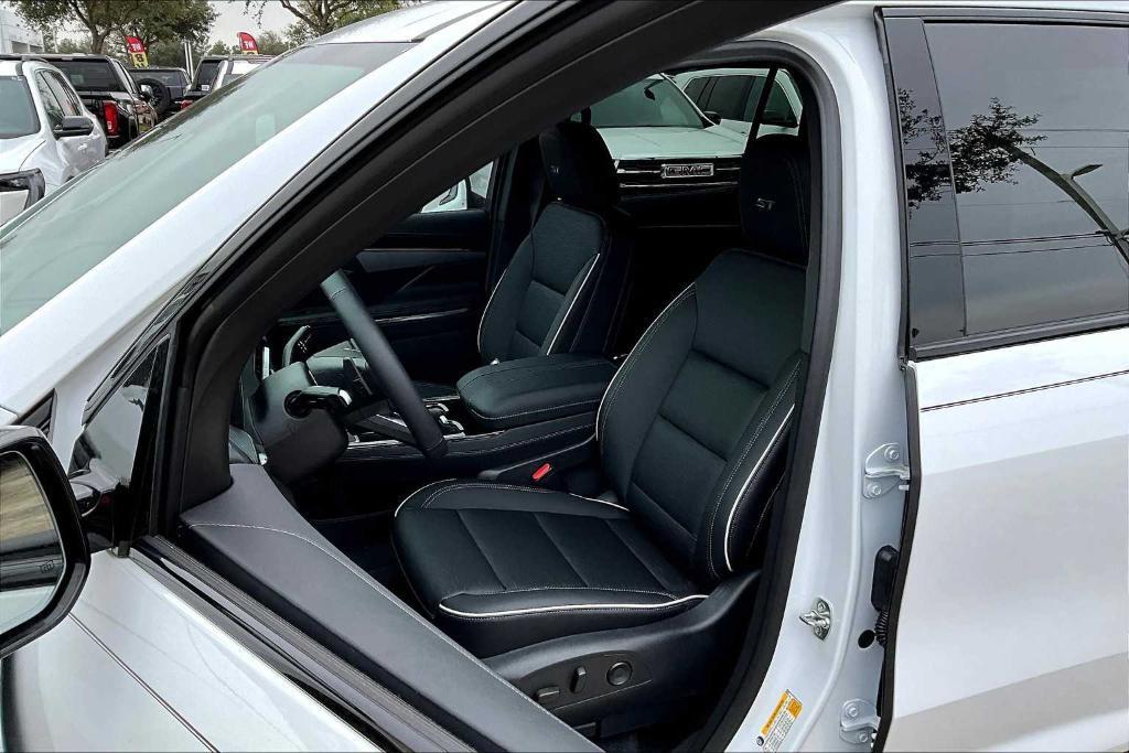 new 2025 Buick Enclave car, priced at $48,265