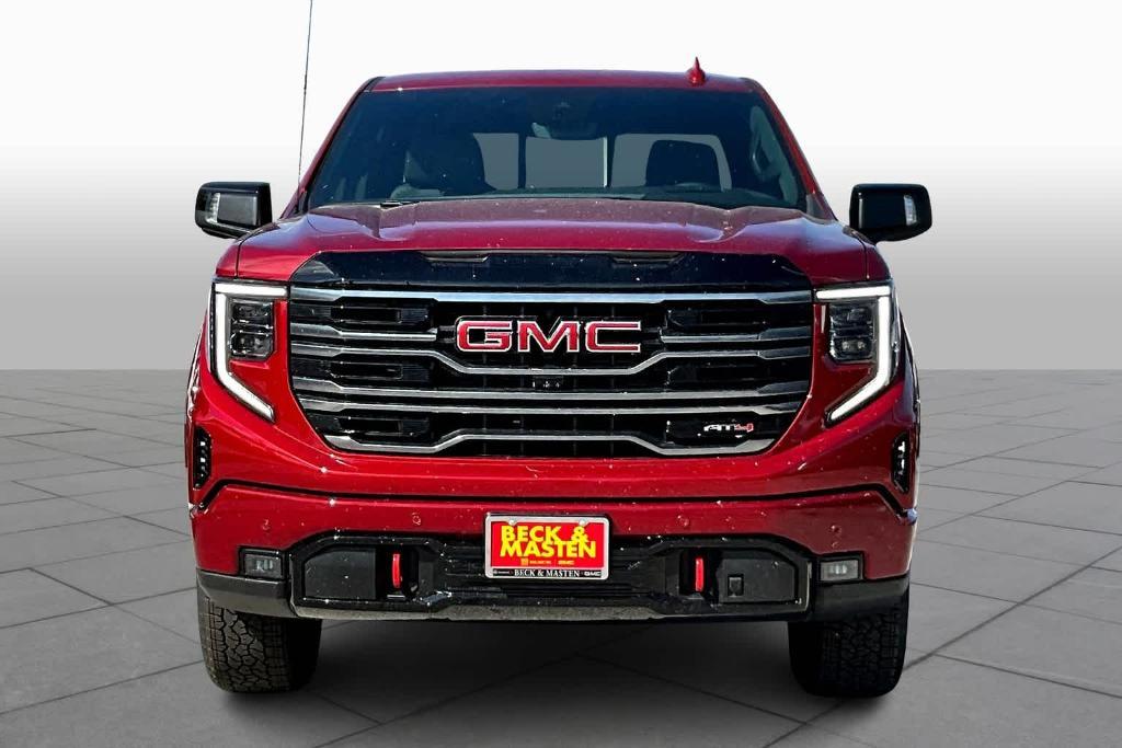 new 2025 GMC Sierra 1500 car, priced at $73,652