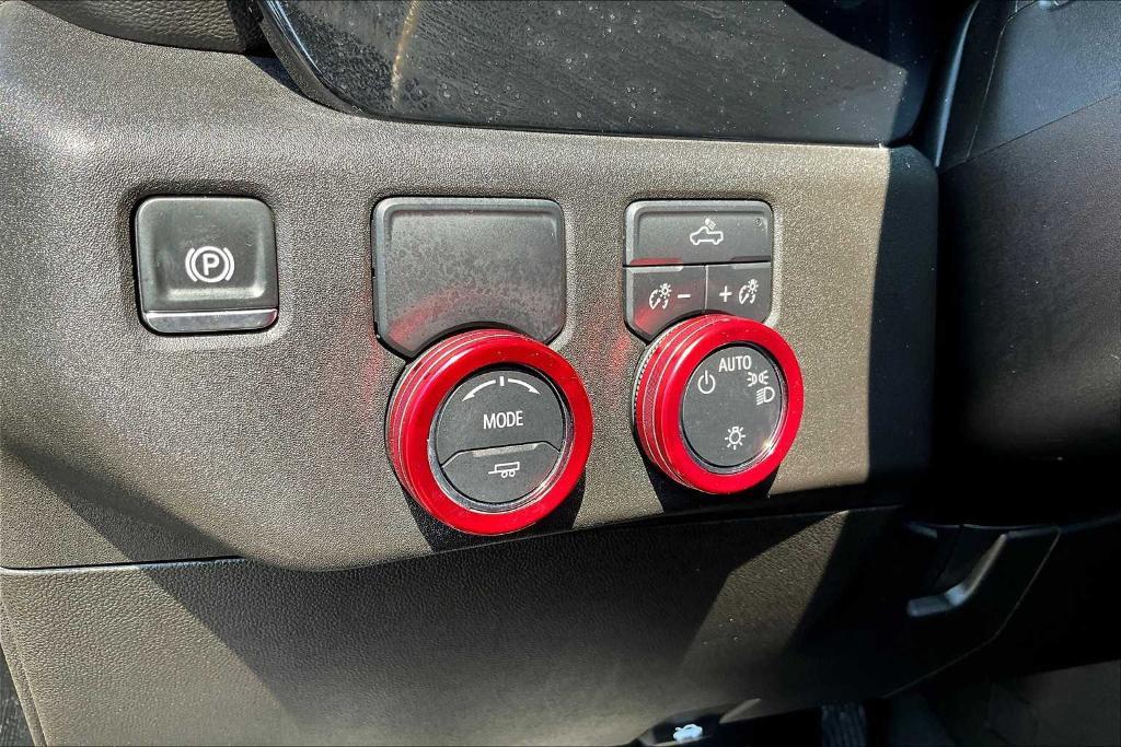 used 2024 Chevrolet Silverado 1500 car, priced at $39,979