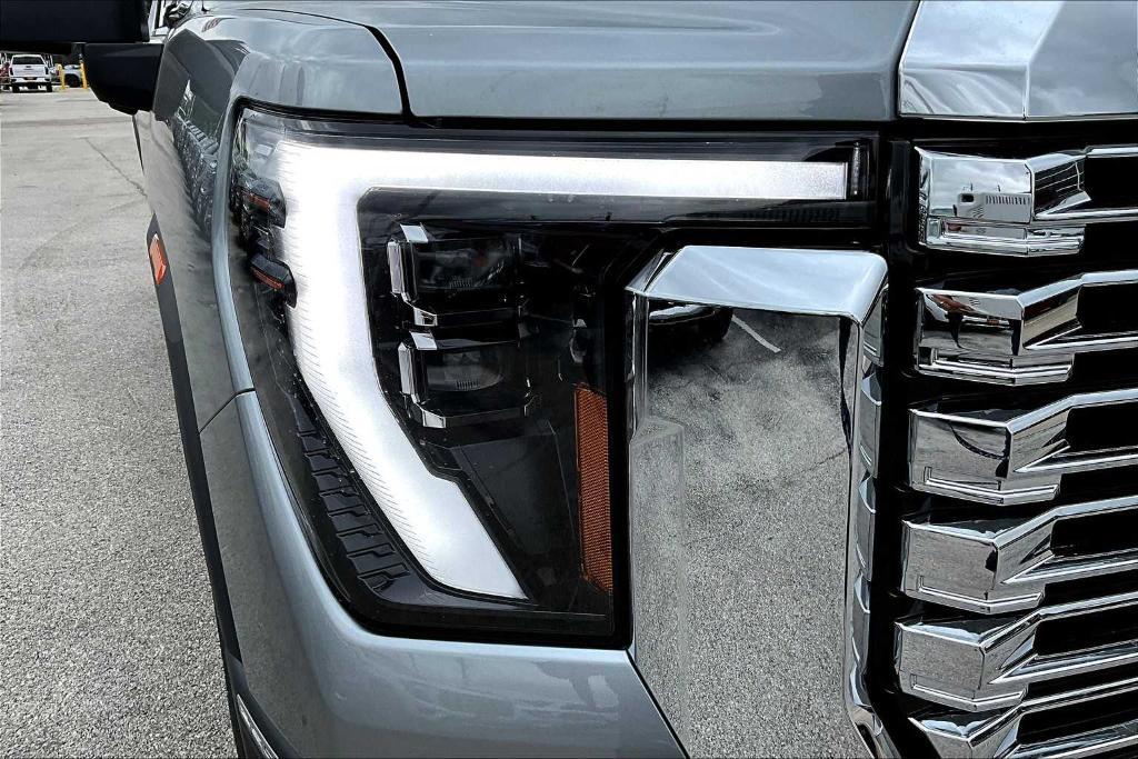 new 2025 GMC Sierra 2500 car, priced at $79,945