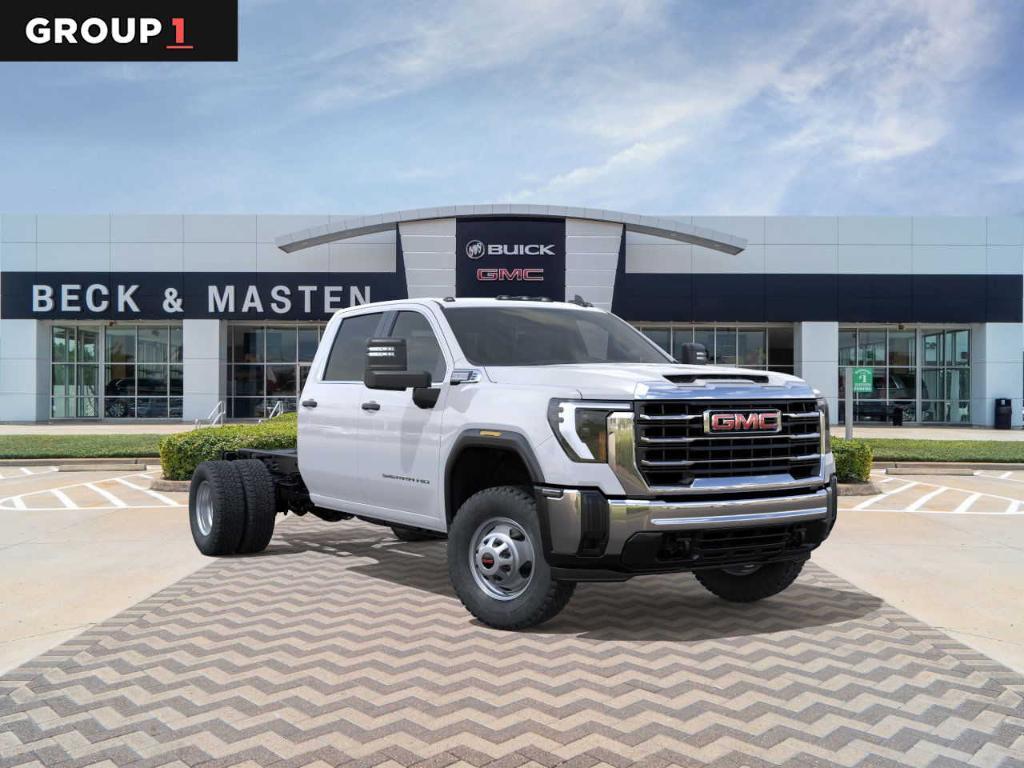 new 2025 GMC Sierra 3500 car, priced at $58,395