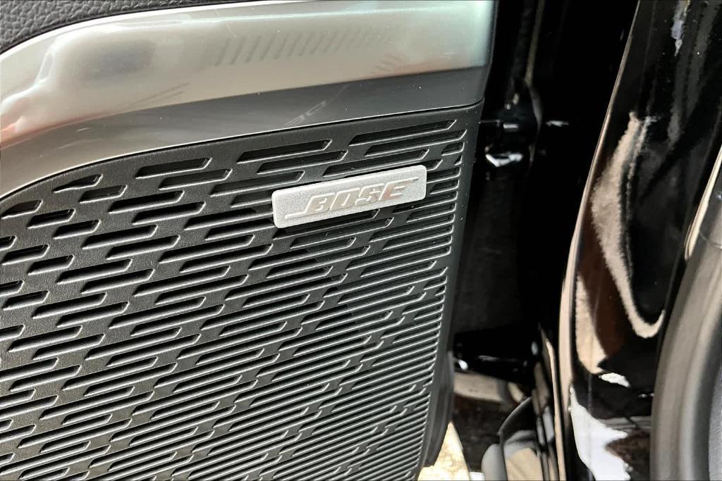 new 2025 Buick Enclave car, priced at $48,660