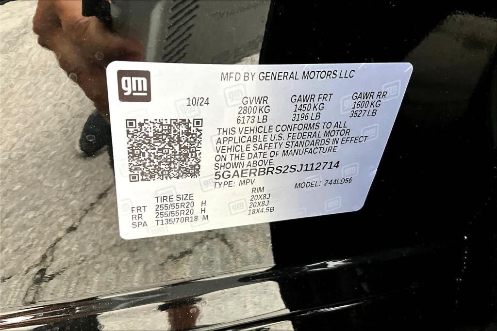 new 2025 Buick Enclave car, priced at $48,660