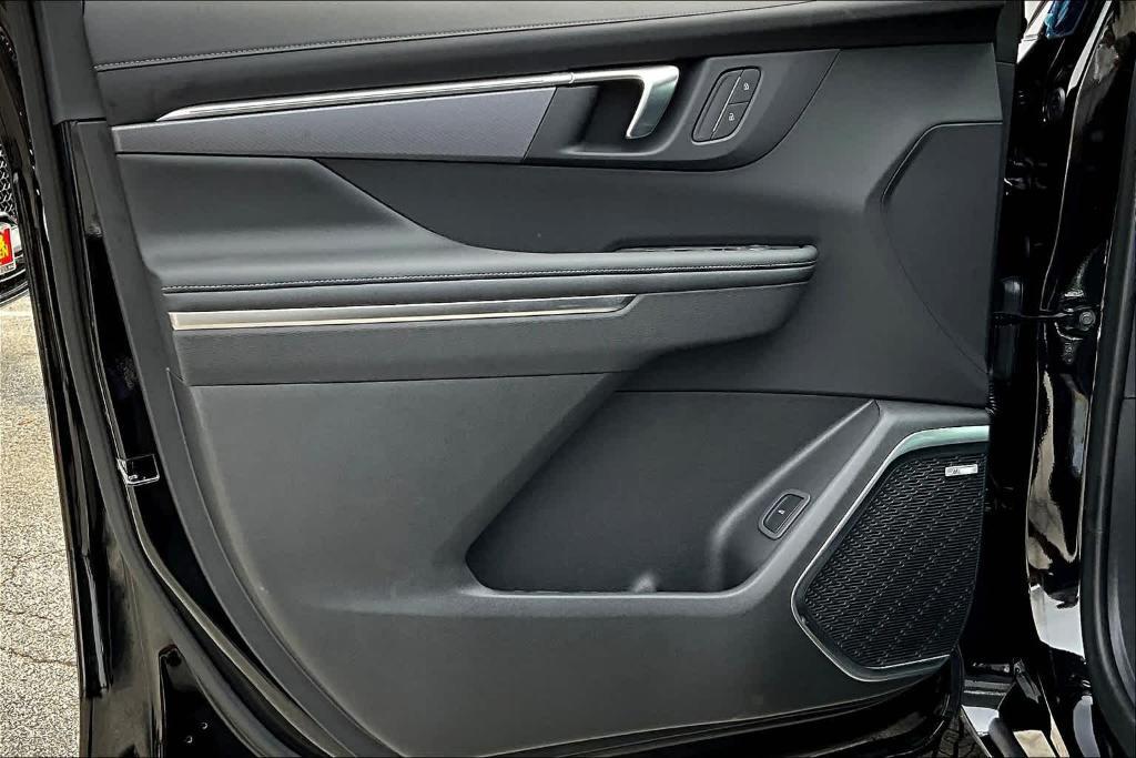 new 2025 Buick Enclave car, priced at $48,660