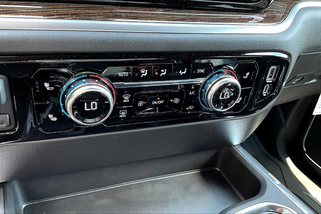 new 2025 GMC Sierra 1500 car, priced at $78,605