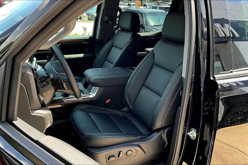 new 2025 GMC Sierra 1500 car, priced at $78,605