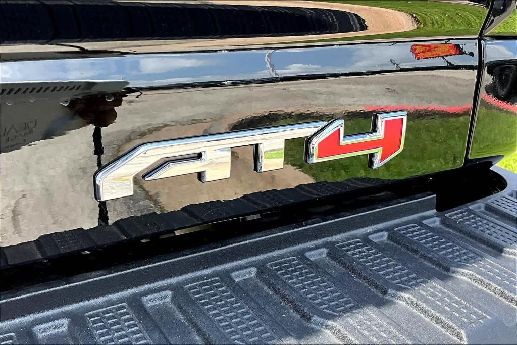 new 2025 GMC Sierra 2500 car, priced at $91,715