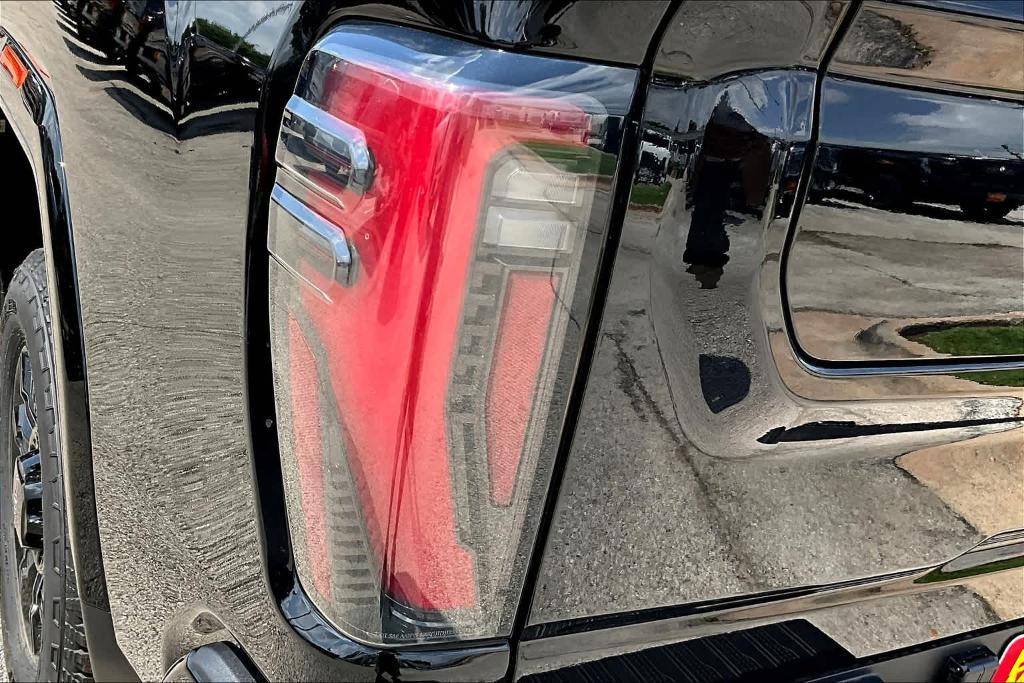 new 2025 GMC Sierra 2500 car, priced at $91,715