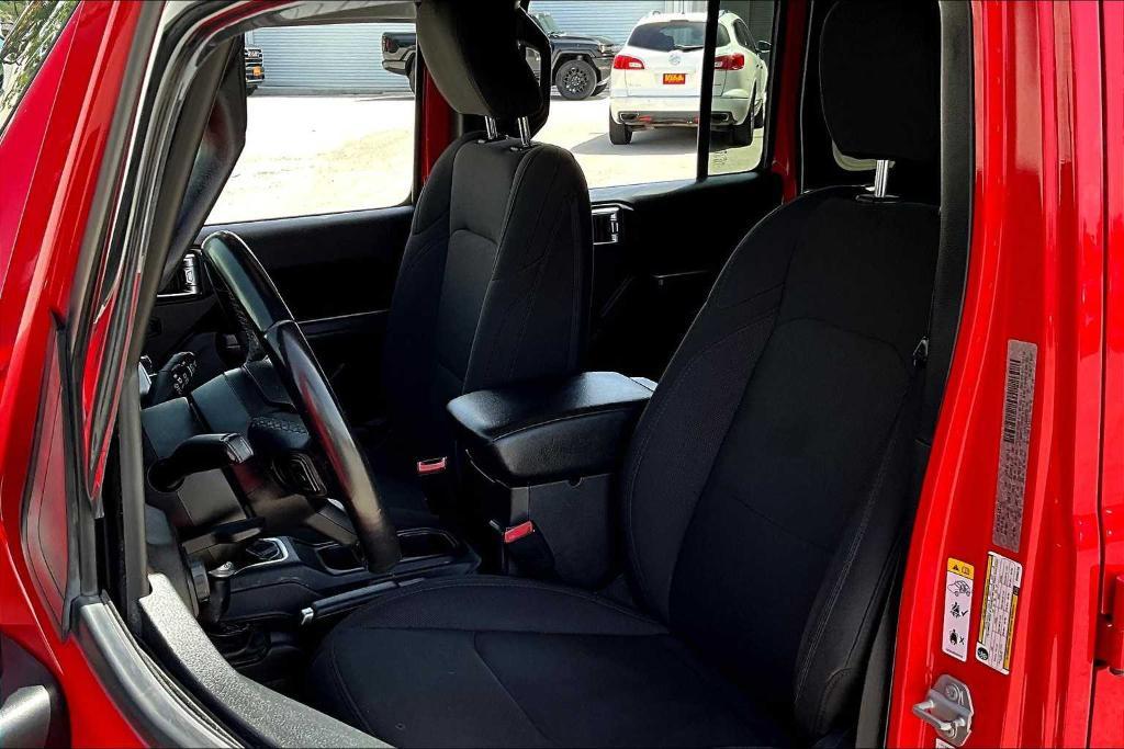 used 2019 Jeep Wrangler Unlimited car, priced at $22,997