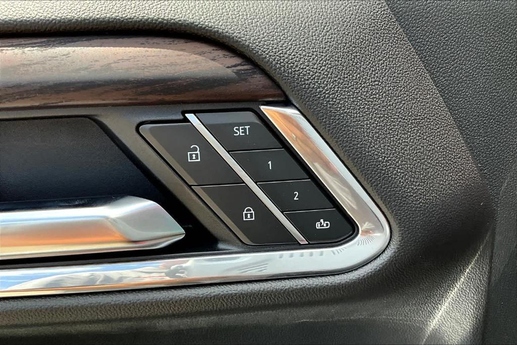 new 2025 GMC Sierra 1500 car, priced at $52,225
