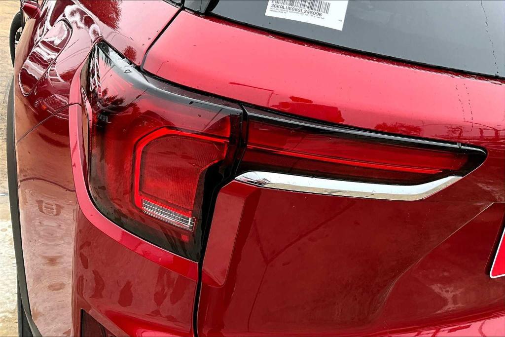 new 2025 GMC Terrain car, priced at $33,290