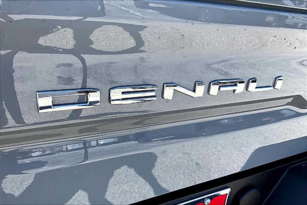 new 2025 GMC Sierra 1500 car, priced at $70,153