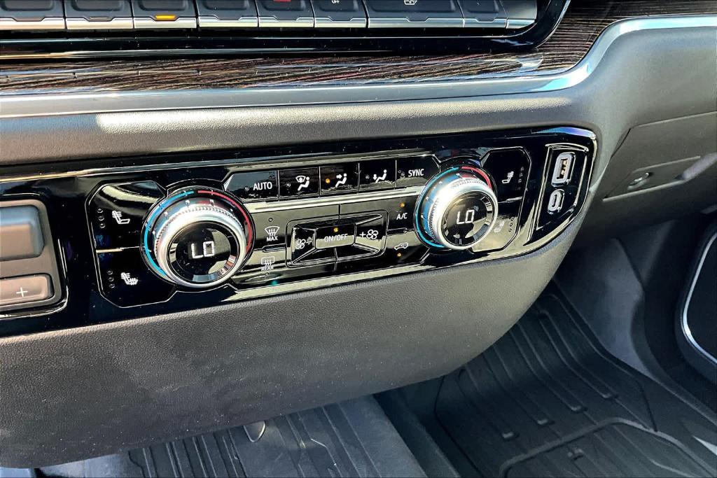 new 2025 GMC Sierra 1500 car, priced at $45,335