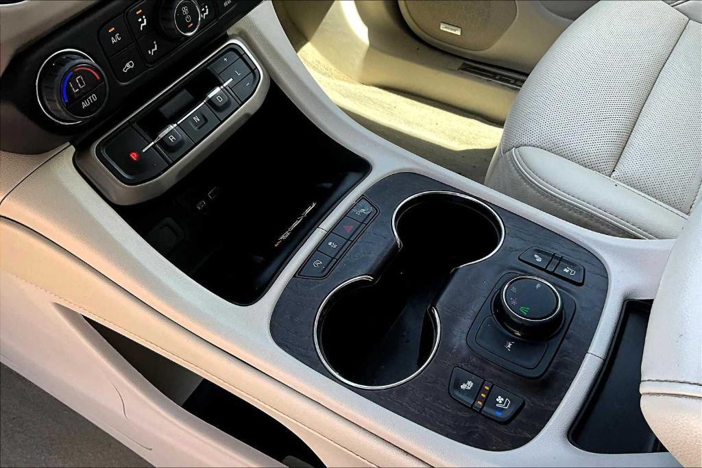 used 2023 GMC Acadia car, priced at $39,975