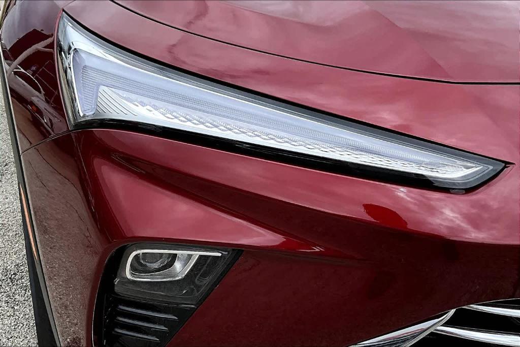 new 2025 Buick Envista car, priced at $27,375