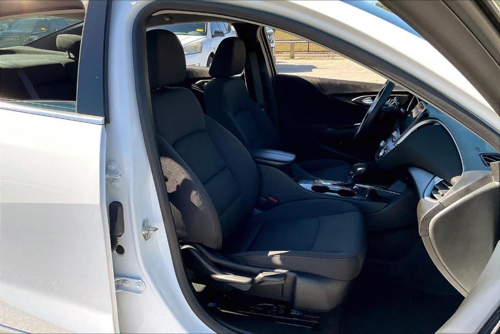 used 2024 Chevrolet Malibu car, priced at $18,997