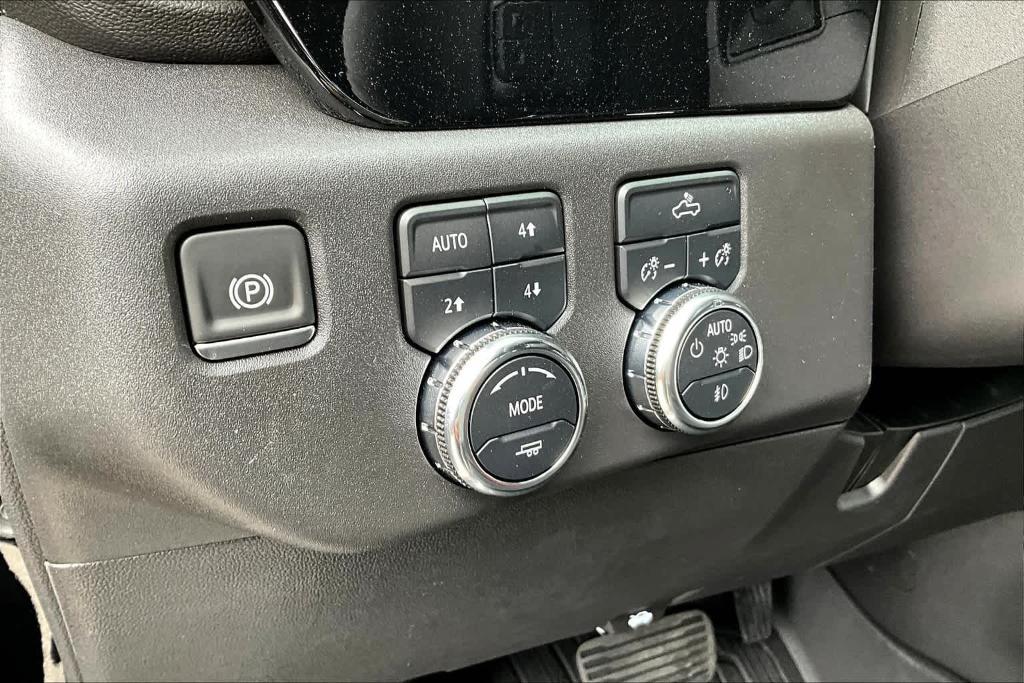new 2025 GMC Sierra 1500 car, priced at $60,615