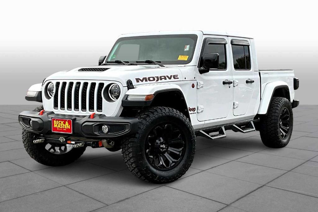 used 2023 Jeep Gladiator car, priced at $39,997