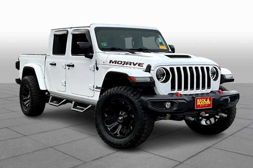 used 2023 Jeep Gladiator car, priced at $39,997