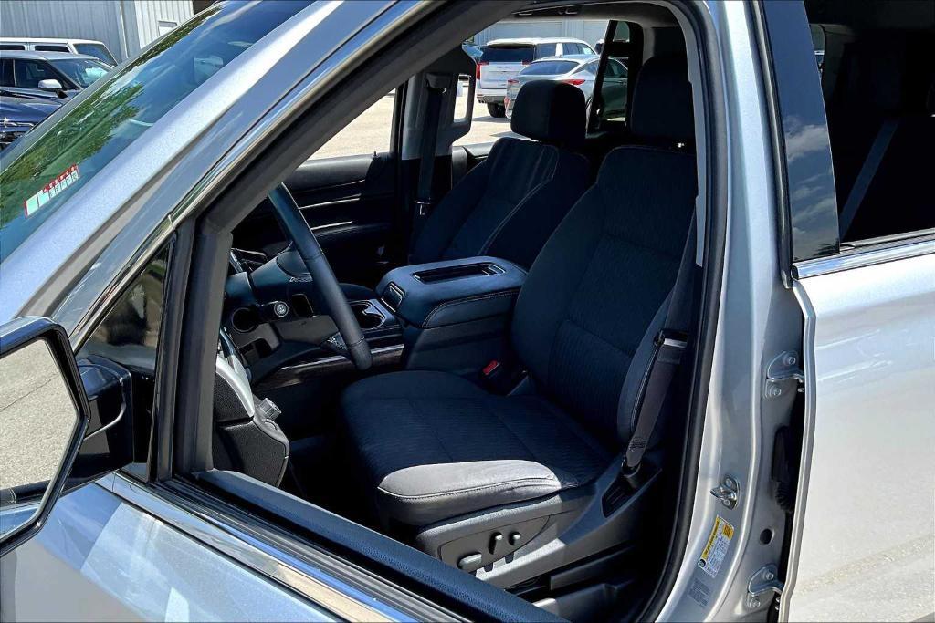 used 2017 GMC Yukon car, priced at $19,997