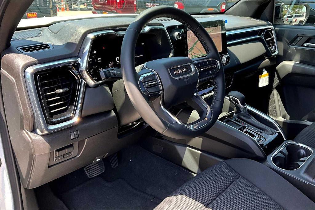 new 2025 GMC Canyon car, priced at $41,405