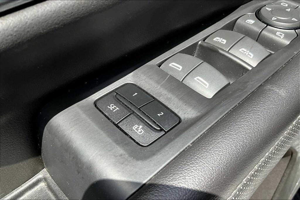 used 2021 GMC Yukon car, priced at $48,012