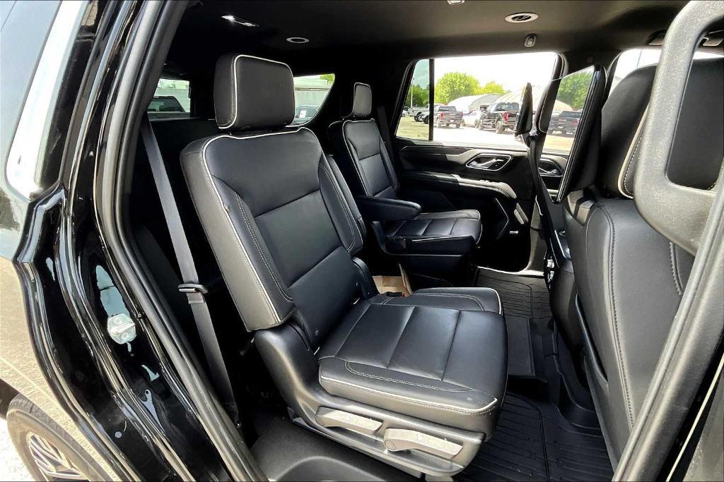 used 2021 GMC Yukon car, priced at $48,012