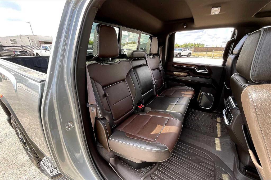 used 2024 GMC Sierra 2500 car, priced at $60,677
